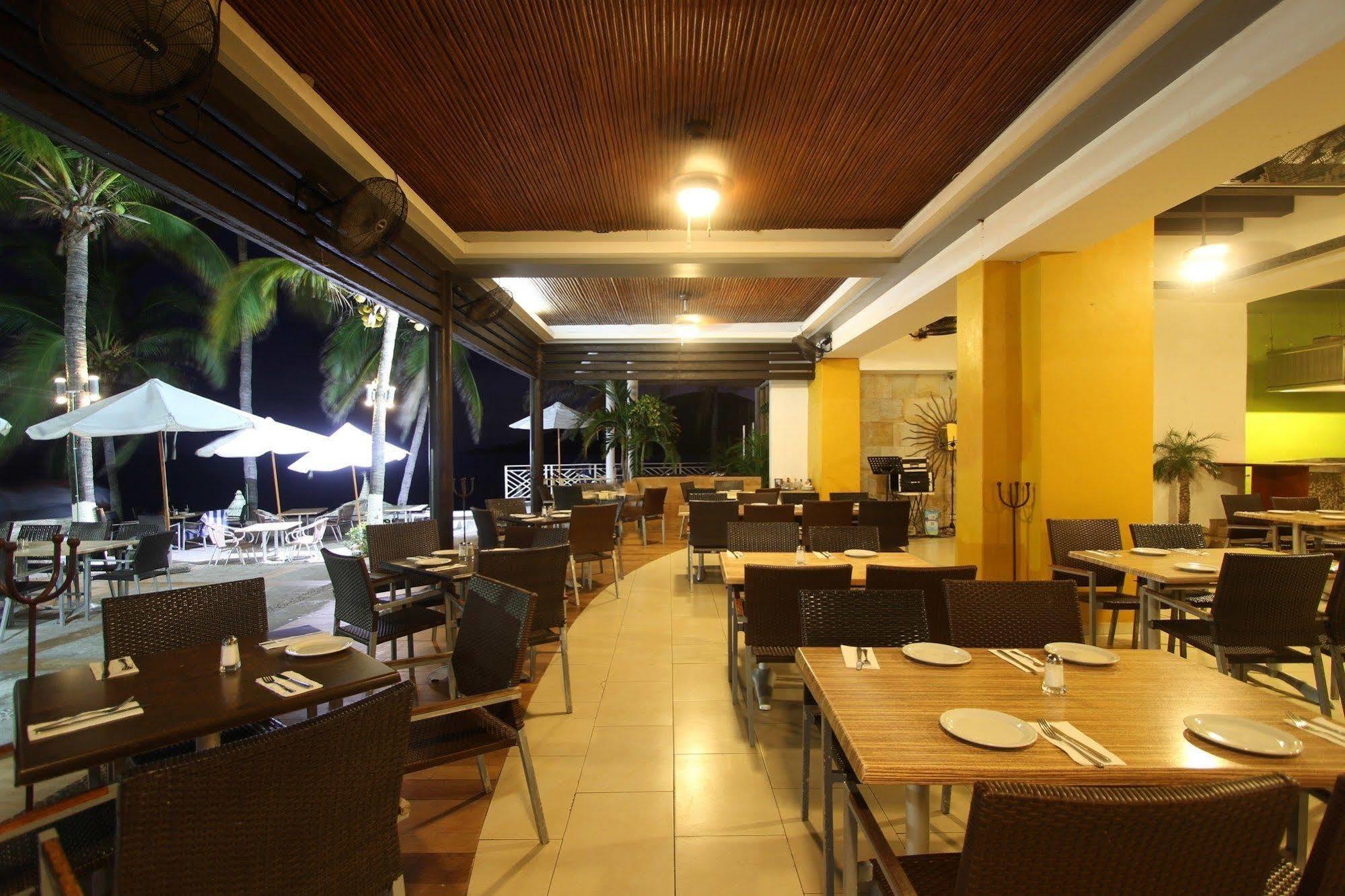 Oceano Palace Mazatlan Exterior photo